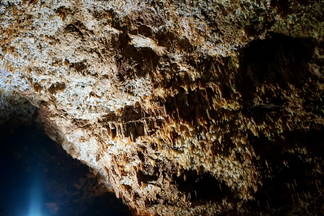 Formations inside Rushmore Cave